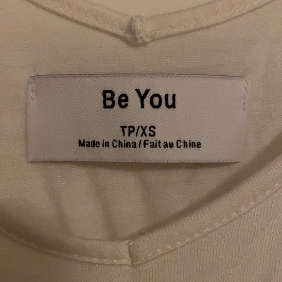 2 basic tank tops - Picture 3 of 3